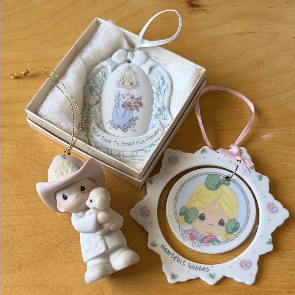 Charming Ceramic Ornaments Set